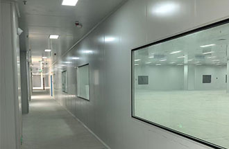 3月5日，三門峽產(chǎn)業(yè)園標(biāo)準(zhǔn)廠房?jī)艋b修工程局部驗(yàn)收中